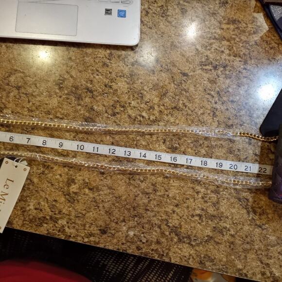 LE MIEL PETA- APPROVED VEGAN CROSS BODY HANDBAG - Picture 13 of 13